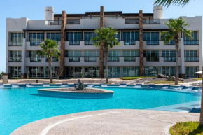 Secluded Fully Equipped Condo with Pool